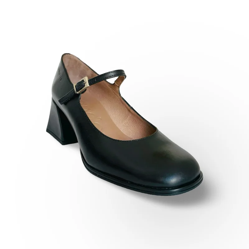 H5711 Black Leather Maryjane Pump