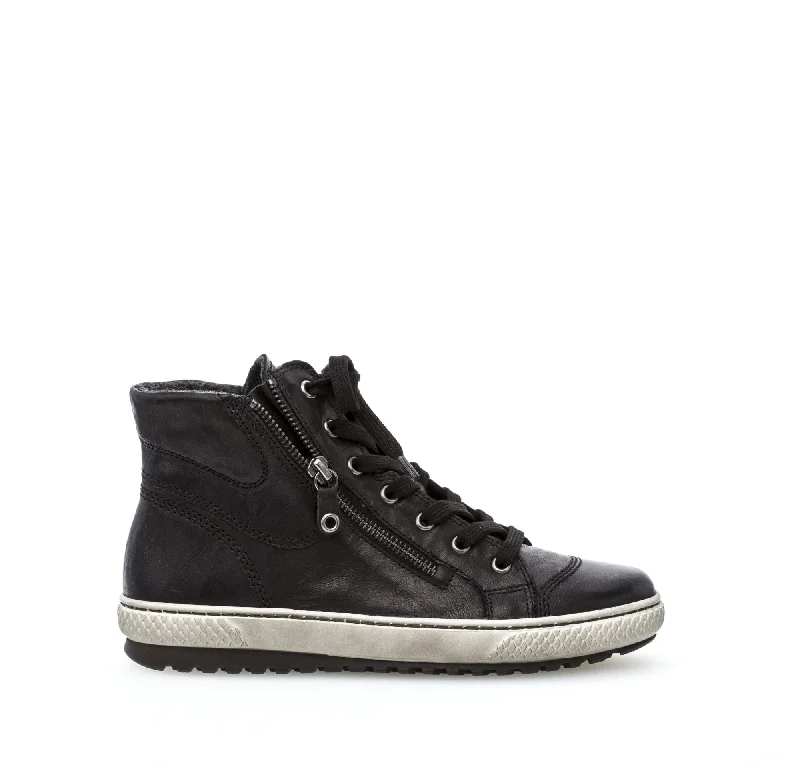 Bulner Black Hi-top Trainers