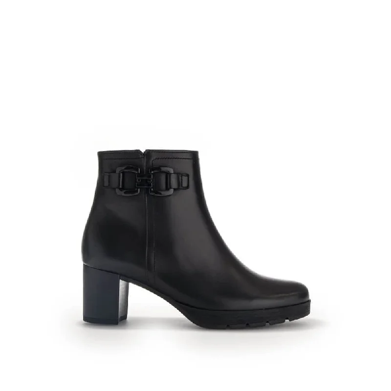 Esses Black Ankle Boots