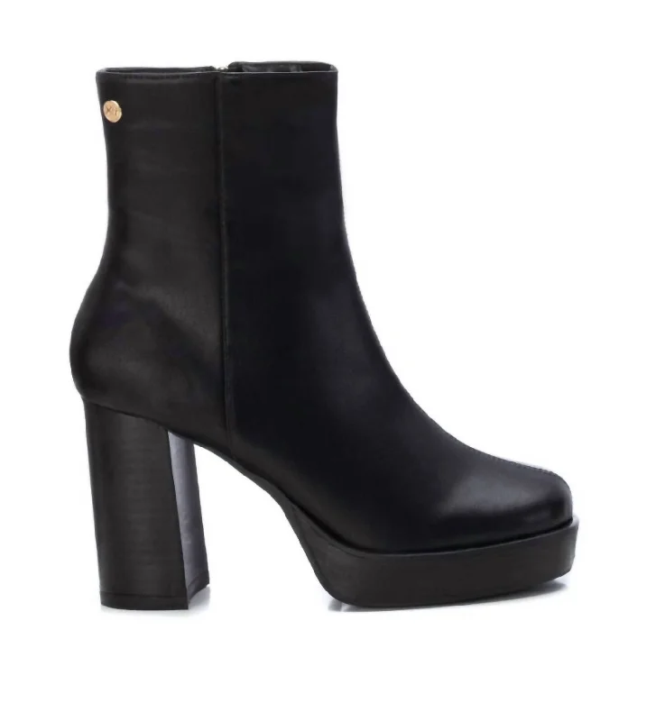 Women's Block Heel Booties In Black