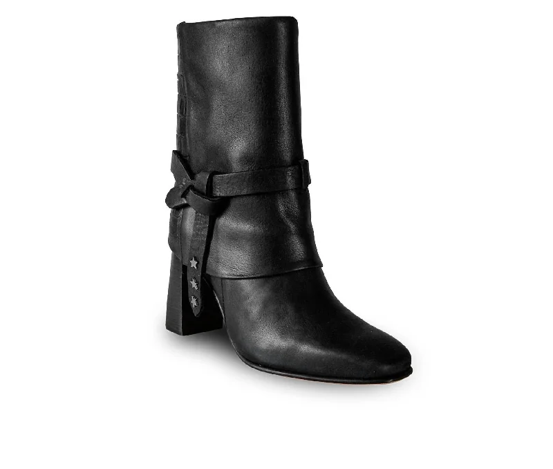 Women's Premium Leather Nat Boots In Black